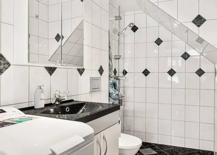 Dinbnb I Historical Two-floor With Rooftop Panorama I 1645 Heritage